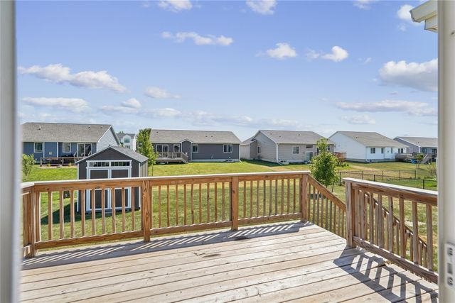 1319 NW Reinhart Drive, Ankeny, IA 50023