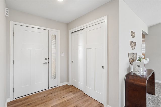 1319 NW Reinhart Drive, Ankeny, IA 50023