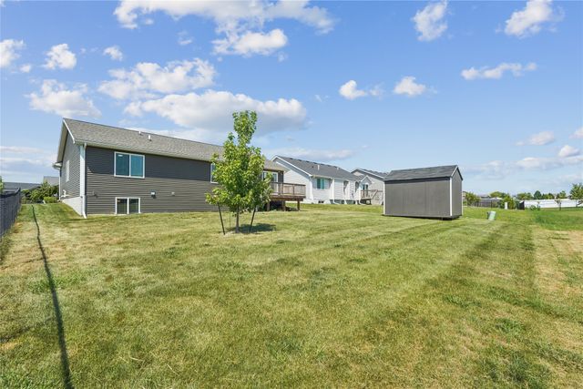 1319 NW Reinhart Drive, Ankeny, IA 50023