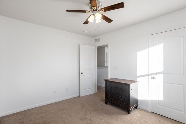 2207 Sunflower Street, Perry, IA 50220
