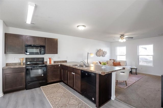 2207 Sunflower Street, Perry, IA 50220