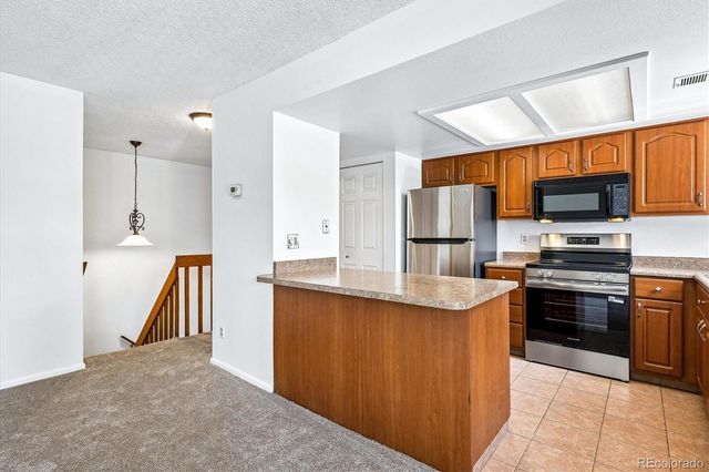 12583 E Pacific Circle D, Aurora, CO 80014