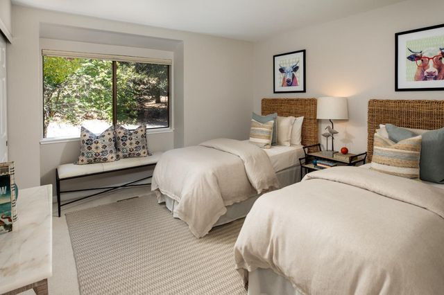 2379 Lyall Way, Belmont, CA 94002