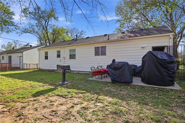 4709 Evanston Avenue, Kansas City, MO 64133