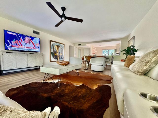 11280 Green Lake Drive 203, Boynton Beach, FL 33437