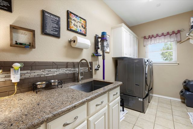 379 Fm 981, Leonard, TX 75452