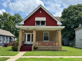 7504 Elizabeth Street, Mt Healthy, OH 45231