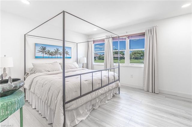 1700 Pine Valley DR 118, Fort Myers, FL 33907