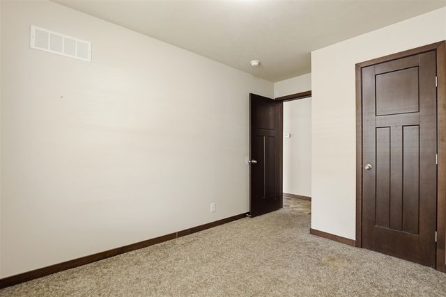 140 Tamarack Avenue, Cedar Springs, MI 49319