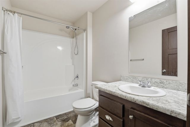 140 Tamarack Avenue, Cedar Springs, MI 49319
