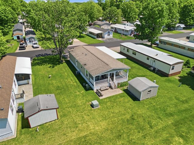 140 Tamarack Avenue, Cedar Springs, MI 49319