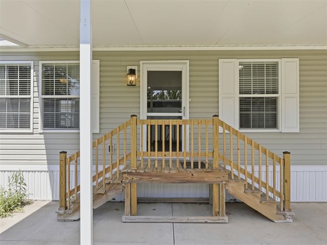 140 Tamarack Avenue, Cedar Springs, MI 49319