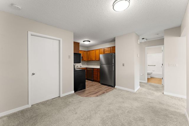3854 Heather Drive, Eagan, MN 55122
