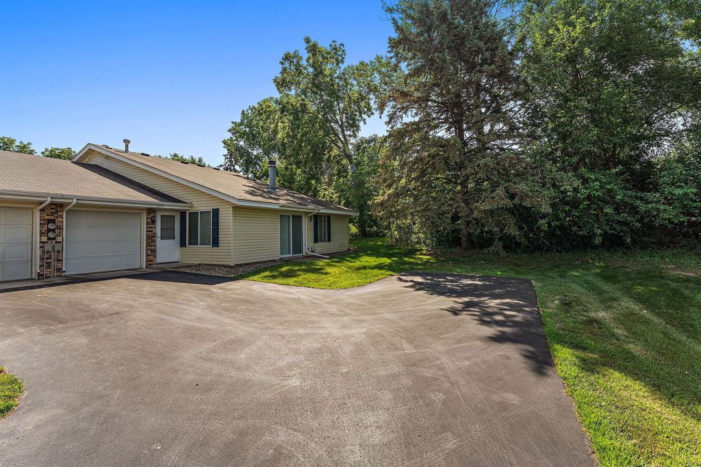 3854 Heather Drive, Eagan, MN 55122 — photo 3