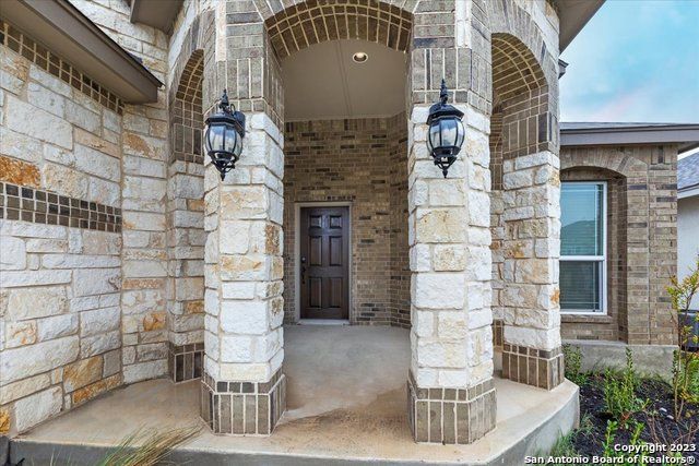 6927 Comanche Cougar, San Antonio, TX 78233