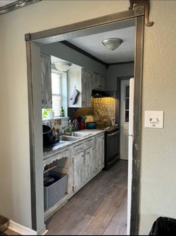 16618 David Glen Drive, Friendswood, TX 77546