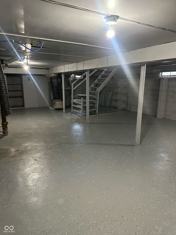 1120 W 9th Street, Anderson, IN 46016