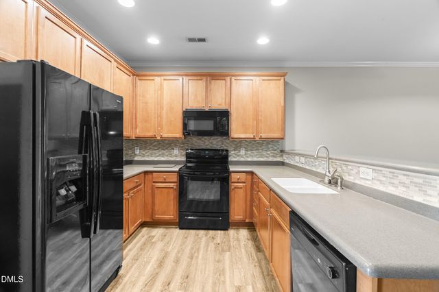 2522 Spring Oaks Way, Raleigh, NC 27614