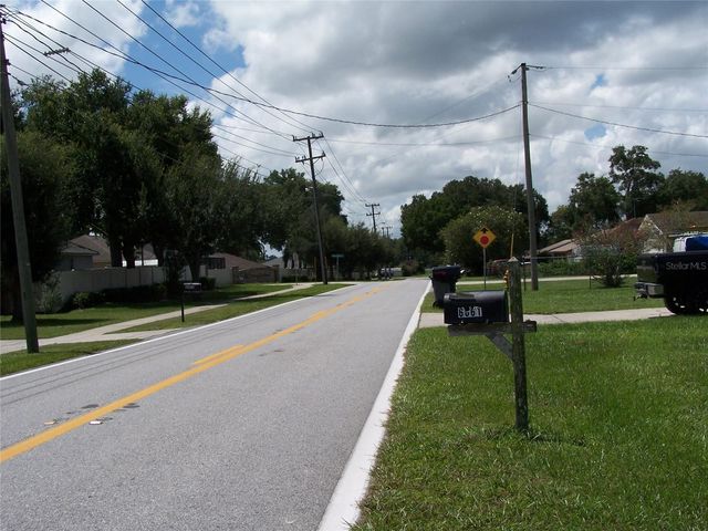 6061 STRICKLAND AVENUE, Lakeland, FL 33812