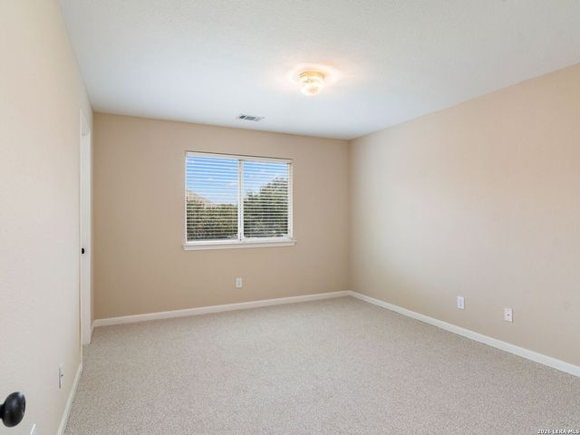 8714 Santa Fe Cove, Helotes, TX 78023
