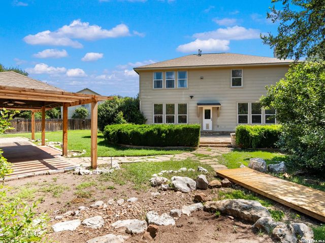 8714 Santa Fe Cove, Helotes, TX 78023
