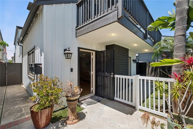 415 Goldenrod, Corona Del Mar, CA 92625