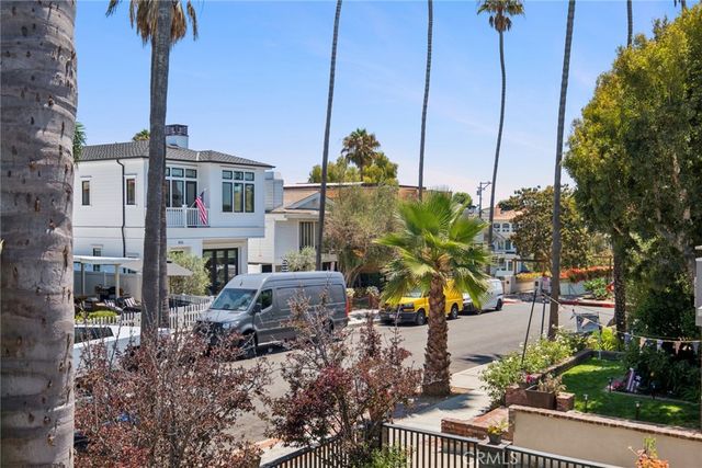 415 Goldenrod, Corona Del Mar, CA 92625