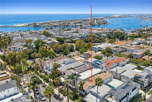 415 Goldenrod, Corona Del Mar, CA 92625