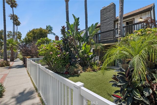 415 Goldenrod, Corona Del Mar, CA 92625