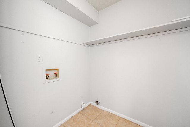 152 SE Scottwood Drive, Fort Walton Beach, FL 32548