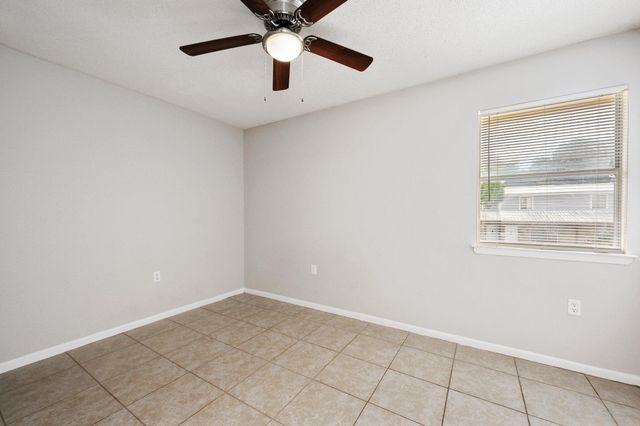 152 SE Scottwood Drive, Fort Walton Beach, FL 32548