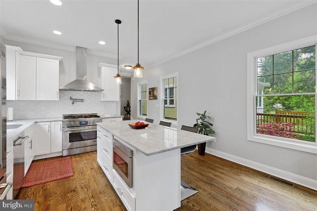 53 AIKEN AVE, Princeton, NJ 08540