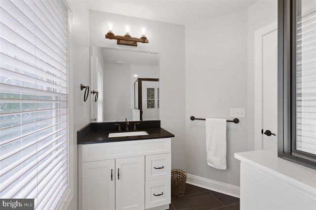 53 AIKEN AVE, Princeton, NJ 08540