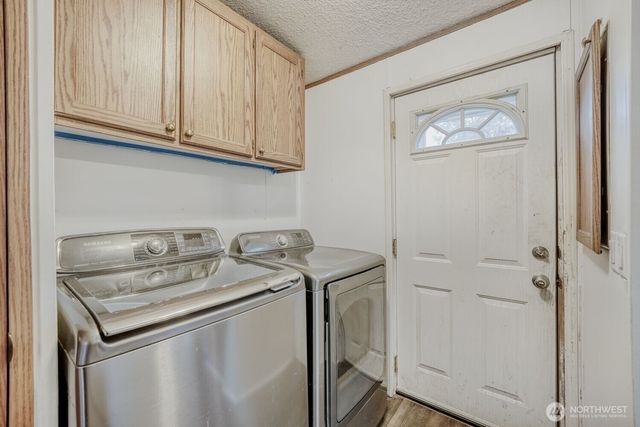 28320 13th Avenue E, Roy, WA 98580