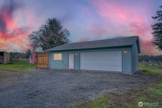 28320 13th Avenue E, Roy, WA 98580