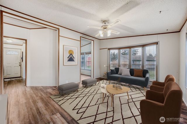 28320 13th Avenue E, Roy, WA 98580