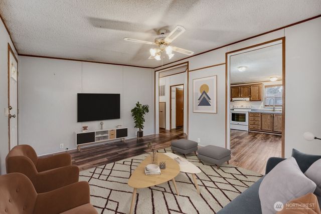 28320 13th Avenue E, Roy, WA 98580