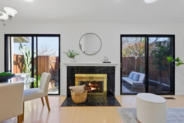 20012 Northcrest Square, Cupertino, CA 95014