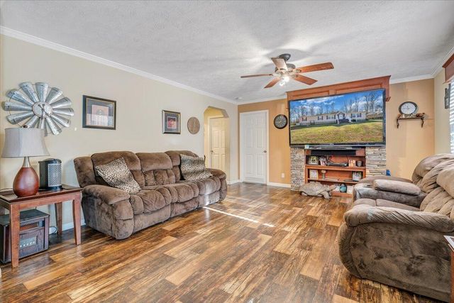 506 Wysong Mill RD, Hardy, VA 24101