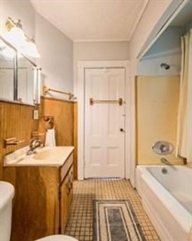 84 Alexander Rd 2, Billerica, MA 01821