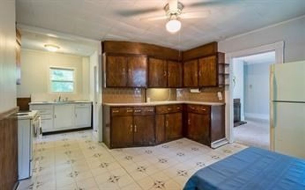 84 Alexander Rd 2, Billerica, MA 01821