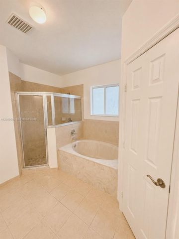 1690 SE 24th Ct, Homestead, FL 33035