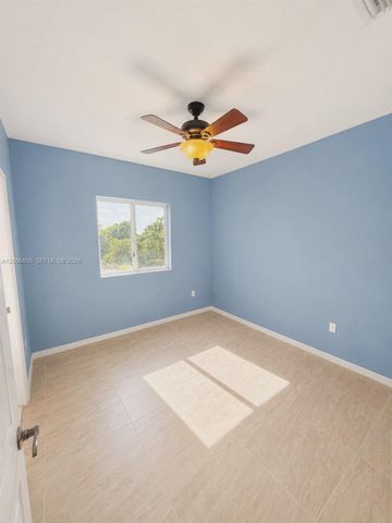 1690 SE 24th Ct, Homestead, FL 33035