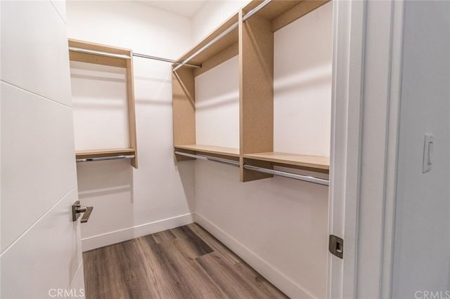2150 S West View, Los Angeles, CA 90016