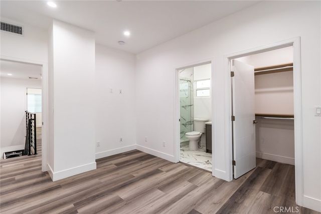 2150 S West View, Los Angeles, CA 90016