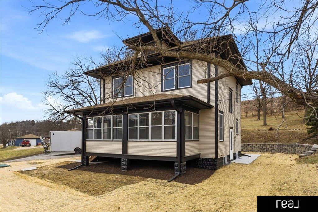19378 Mudhollow Road, Council Bluffs, IA 51503