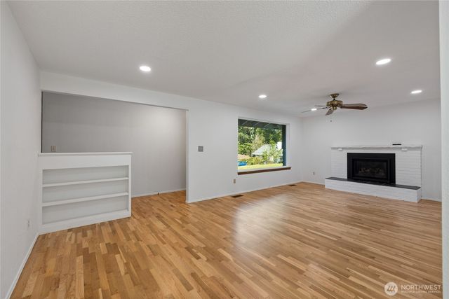 9313 112th Street Ct SW, Lakewood, WA 98498