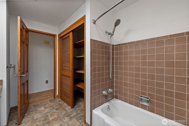 9313 112th Street Ct SW, Lakewood, WA 98498