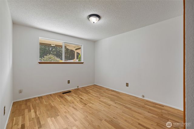 9313 112th Street Ct SW, Lakewood, WA 98498
