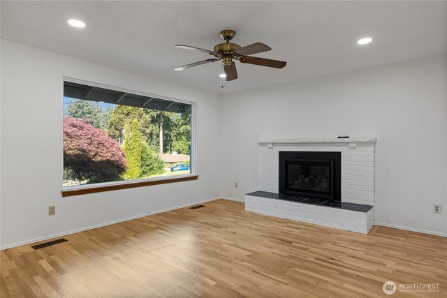 9313 112th Street Ct SW, Lakewood, WA 98498
